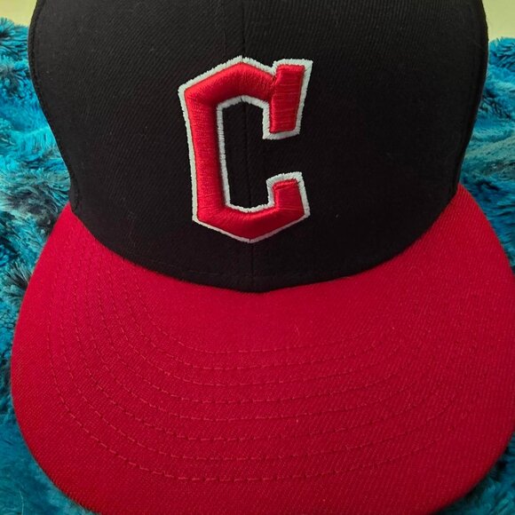 New Era Men's Red and Navy Hat - Picture 1 of 1